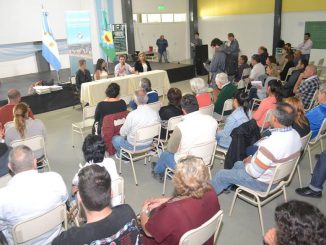 Entrega de escrituras en General Alvarado